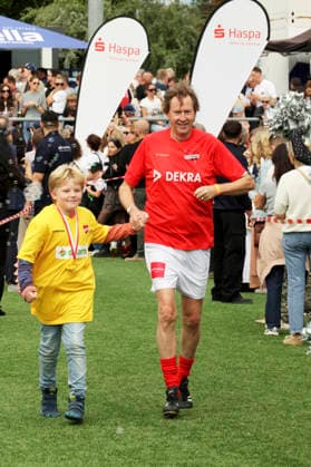 Lou Richter at the Kicken mit Herz charity soccer game to benefit the pediatric ward at the UKE at Hoheluft Stadium in Hamburg, September 6, 2026 Foto:xgbrcix xFuturexImagex kicken_6961