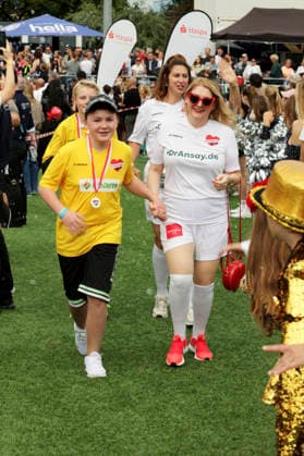 Sandra Quadflieg at the Kicken mit Herz charity soccer match to benefit the pediatric ward at the UKE at Hoheluft Stadium in Hamburg, September 6, 2026 Foto:xgbrcix xFuturexImagex kicken_6963