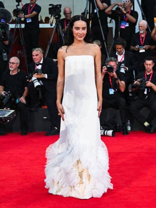 IPA88202301 - Venice, 83rd Venice International Film Festival 2026 - Night 5 - Red carpet for the film *The Eco Chamber*. Pictured: Esmeralda Pimentel  Copyright: xManuelexMangiarottix xPoolxPhotoxEventsx08x 88202301