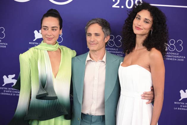 September 6, 2026, Venice, Italy: Mexican actress Esperanza Pimentel, Mexican director Gael Garcia Bernal and Brazilian actress DÃ bora Nascimento attend the photocall of the film Hombre al agua during the 83rd Venice International Film Festival. Venice Italy  - ZUMAs197 20260906_aaa_s197_079 Copyright: xMarcoxBaradax