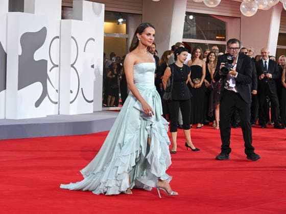 IPA88203301 - Venice, 83rd Venice International Film Festival 2026 - Night 5 - Red carpet for *THE ECHO CHAMBER* - Pictured: Alicia Vikander  Copyright: xManuelexMangiarottix xPoolxPhotoxEventsx08x 88203301