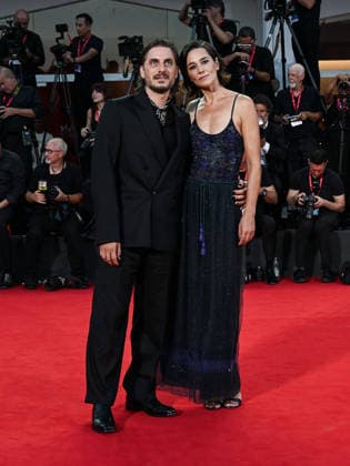 IPA88203861 - Venice, 83rd Venice International Film Festival 2026 - Night 5 - Red carpet for *THE ECHO CHAMBER* - Pictured: Luca Marinelli and Alyssa Jung  Copyright: xManuelexMangiarottix xPoolxPhotoxEventsx08x 88203861