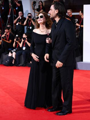 IPA88204452 - Venice, 83rd Venice International Film Festival 2026 - Night 5 - Red carpet for the film *The Eco Chamber*. Pictured: Susan Sarandon, Luca Marinelli  Copyright: xAlbertoxTerenghi PoolxPhotoxEvenx xPoolxPhotoxEventsx08x 88204452