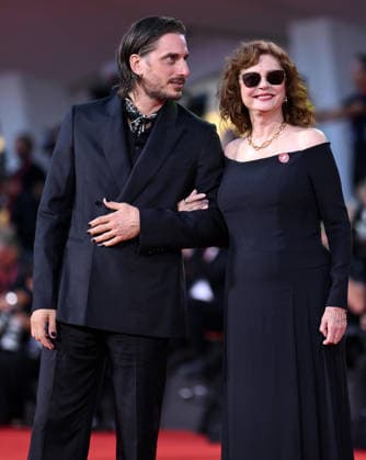 September 6, 2026, Venice, ITALY: Italian actor Luca Marinelli (L) and US actor Susan Sarandon arrive for the premiere of The Echo Chamber during the 83rd Venice Film Festival in Venice, Italy, 06 September 2026. The movie is presented in official competition Venezia 83 at the festival running from 02 to 12 September 2026. ANSA ETTORE FERRARI. Venice ITALY  - ZUMAa110 20260906_zaf_a110_119 Copyright: xEttorexFerrarix