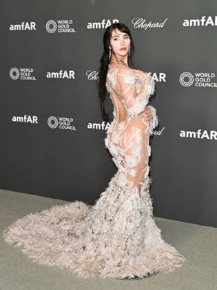 IPA88204083 - Venice, 83rd Venice International Film Festival 2026 - Night 5 - AMFAR Red Carpet. Pictured: Caylee Cowan  Copyright: xSimonexComix xPoolxPhotoxEventsx08x 88204083
