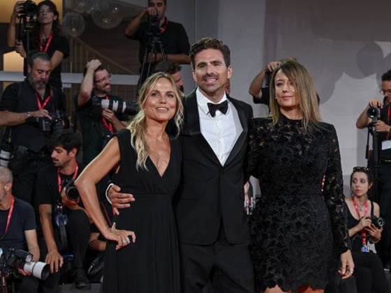 IPA88204564 - Venice, 83rd Venice International Film Festival 2026 - Night 5 - Red carpet for *THE ECHO CHAMBER* - Pictured: Ludovica Rampoldi, director Andrea Pallaoro, and Ilaria Bernardini  Copyright: xManuelexMangiarottix xPoolxPhotoxEventsx08x 88204564