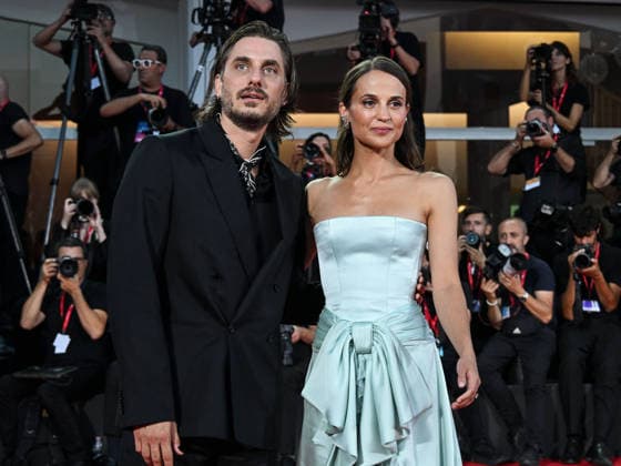 IPA88204595 - Venice, 83rd Venice International Film Festival 2026 - Night 5 - Red carpet for *THE ECHO CHAMBER* - Pictured: Luca Marinelli and Alicia Vikander  Copyright: xManuelexMangiarottix xPoolxPhotoxEventsx08x 88204595