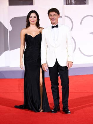 IPA88205778 - Venice, 83rd Venice International Film Festival 2026 - Night 5 - Red carpet filming in Italy. Pictured: Giorgio Pasotti, Claudia Tosoni  Copyright: xAlbertoxTerenghi PoolxPhotoxEvenx xPoolxPhotoxEventsx08x 88205778