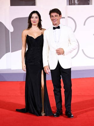 IPA88205779 - Venice, 83rd Venice International Film Festival 2026 - Night 5 - Red carpet filming in Italy. Pictured: Giorgio Pasotti, Claudia Tosoni  Copyright: xAlbertoxTerenghi PoolxPhotoxEvenx xPoolxPhotoxEventsx08x 88205779