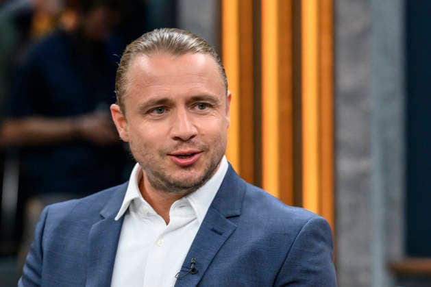 Pictured from left: Christian Stecker, political scientist, TU Darmstadt, GER, Berlin, studio, guest on Caren Miosga’s Polittalk, TV show, Das Erste, broadcast from Studio 20 in Berlin-Adlershof. Topic: the results and consequences of the state election in Saxony-Anhalt, The AfD and the state election in Saxony-Anhalt, September 6, 2026, Copyright: HMBxMedia UwexKoch