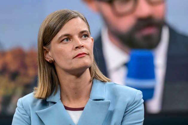 Pictured, from left: Vera Wolfskämpf, Saxony-Anhalt correspondent for RedaktionsNetzwerk Deutschland (GER), Berlin, studio, guest on Caren Miosga’s political talk show, TV program, Das Erste, from Studio 20 in Berlin-Adlershof; topic: the results and consequences of the state election in Saxony-Anhalt; the AfD and the state election in Saxony-Anhalt, September 6, 2026, Copyright: HMBxMedia UwexKoch