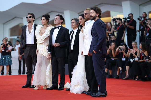 Venice 2026 Hombre Al Agua Screening NB Manuel Garcia-Rulfo, Débora Nascimento, Jorge Salinas, Gael García Bernal, Esmeralda Pimentel, Ricky Martin and Diego Luna attending the Hombre Al Agua Red carpet as part of the 83th Venice International Film Festival at the Lido in Venice, Italy on September 06, 2026. Photo by Nasser Berzane ABACAPRESS.COM Venice Italy  Copyright: xBerzanexNasser ABACAx