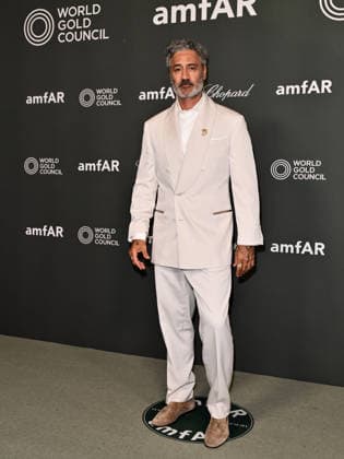 IPA88208671 - Venice, 83rd Venice International Film Festival 2026 - Night 5 - AMFAR Red Carpet. Pictured: Taika Waititi  Copyright: xSimonexComix xPoolxPhotoxEventsx08x 88208671