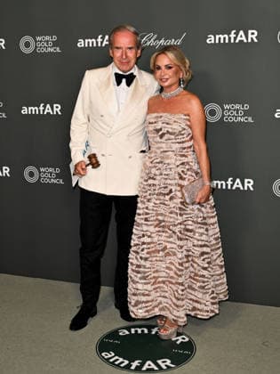 IPA88211200 - Venice, 83rd Venice International Film Festival 2026 - Night 5 - AMFAR red carpet. Pictured: Simon de Pury, Carol Asscher  Copyright: xSimonexComix xPoolxPhotoxEventsx08x 88211200