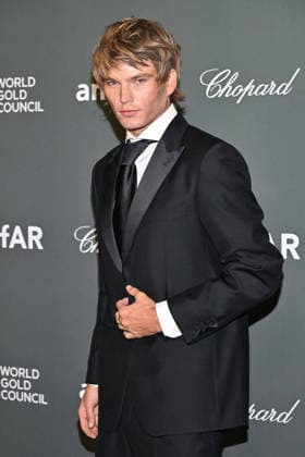 amfAR Gala Venezia 2026 Jordan Barrett attending the amfAR Gala Venezia 2026 ahead of Venice Film Festival in Venice, Italiy on September 6, 2026. Photo by Julien Reynaud APS-Medias ABACAPRESS.COM Venice Italy  Copyright: xReynaudxJulien APS-Medias ABACAx