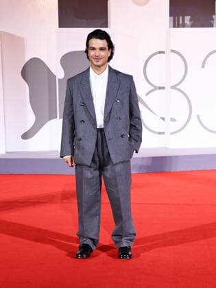 IPA88214679 - Venice, 83rd Venice International Film Festival 2026 - Night 5 - Red carpet filming in Italy. Pictured: Leo Gassmann  Copyright: xAlbertoxTerenghi PoolxPhotoxEvenx xPoolxPhotoxEventsx08x 88214679