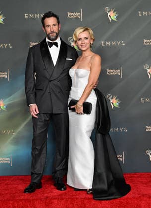 78th Emmy Awards Night 2 Noah Wyle and Sara Wells in the press room at the 78th Emmy Awards Nigh1, held at the Peacock Theatre in Los Angeles, Ca. on September 6, 2026. Los Angeles Peacock Theatre California USA Copyright: xStarbuck xAFF-USA.COMx