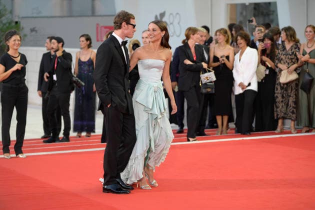 The echo chamber red carpet in Venice Lido - 06 Sep 2026 Michael Fassbender (l) and Alicia Vikander (r) attend the red carpet of movie The echo chamber during the 83rd Venice Film Festival at Palazzo del cinema. Venice Lido Italy Copyright: xMarioxCartellix xSOPAxImagesx _DSC9599