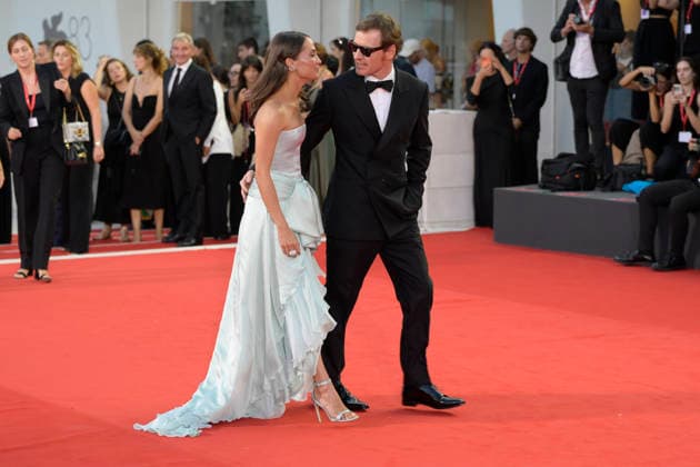 The echo chamber red carpet in Venice Lido - 06 Sep 2026 Michael Fassbender (l) and Alicia Vikander (r) attend the red carpet of movie The echo chamber during the 83rd Venice Film Festival at Palazzo del cinema. Venice Lido Italy Copyright: xMarioxCartellix xSOPAxImagesx _DSC9614