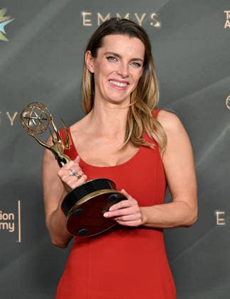 78th Emmy Awards Night 2 Betty Gilpin in the press room at the 78th Emmy Awards Night 2, held at the Peacock Theatre in Los Angeles, Ca. on September 6, 2026. Los Angeles Peacock Theatre California USA Copyright: xStarbuck xAFF-USA.COMx
