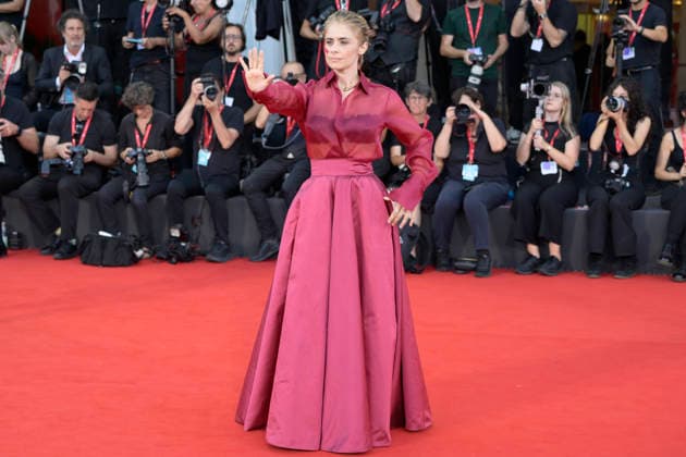 September 6, 2026, Venice Lido, Italy: Greta Scarano attends the red carpet of the movie Hombre al agua at Palazzo del cinema in Venice Lido for the 83rd Venice Film Festival. Venice Lido Italy - ZUMAs197 20260906_aaa_s197_581 Copyright: xMarioxCartellix