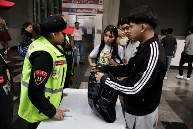 September 6, 2026, Mexico City, Cdmx, Mexico: The Collective Transport System (STC Metro), in coordination with the Citizen Security Secretariat (SSC-CDMX) community policing units, launched the Zero Fireworks operation to prevent the purchase and transport of fireworks that endanger public transport users. The operation began on September 1st and runs until the 15th, the day Mexico celebrates the Cry of Independence. A checkpoint was set up at the Merced Metro stationÃ¢â‚¬a known site for the illegal sale of fireworksÃ¢â‚¬where 10 kilograms of fireworks of various types and explosive intensities have been seized; Civil Protection personnel collect these explosives daily for controlled destruction. Mexico City Mexico - ZUMAp204 20260906_zip_p204_018 Copyright: xJosuexPerezx