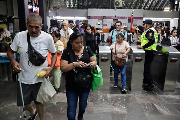September 6, 2026, Mexico City, Cdmx, Mexico: The Collective Transport System (STC Metro), in coordination with the Citizen Security Secretariat (SSC-CDMX) community policing units, launched the Zero Fireworks operation to prevent the purchase and transport of fireworks that endanger public transport users. The operation began on September 1st and runs until the 15th, the day Mexico celebrates the Cry of Independence. A checkpoint was set up at the Merced Metro stationÃ¢â‚¬a known site for the illegal sale of fireworksÃ¢â‚¬where 10 kilograms of fireworks of various types and explosive intensities have been seized; Civil Protection personnel collect these explosives daily for controlled destruction. Mexico City Mexico - ZUMAp204 20260906_zip_p204_021 Copyright: xJosuexPerezx