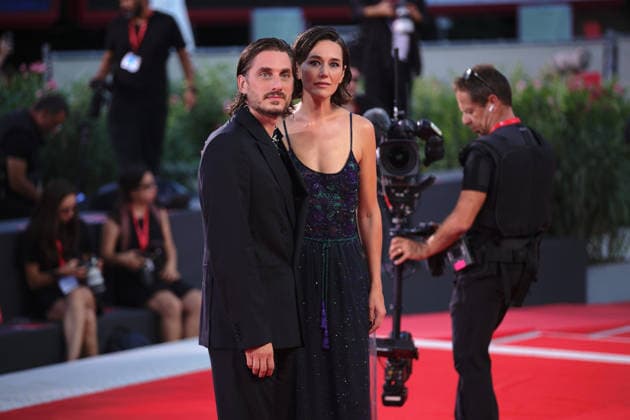83rd Venice International Film Festival in Venice, Italy - 06 Sep 2026. Italian actor Luca Marinelli and Alissa Jung attend the red carpet of the film The Echo Chamber at the 83rd Venice International Film Festival at the Sala Grande. The Filming Italy Venice Award delegation, with 80 international and national guests, will also walk this carpet afterward. Venice Italy Copyright: xMarcoxBaradax xSOPAxImagesx 20260906_RED CARPET THE ECHO CHAMBER AND HOMBRE AL AGUA-1156