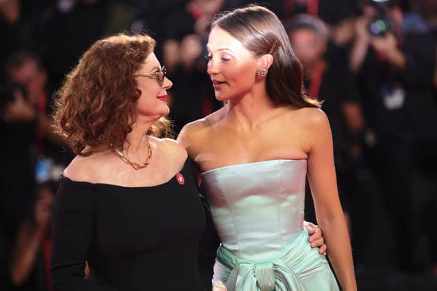 83rd Venice International Film Festival in Venice, Italy - 06 Sep 2026. American actress Susan Sarandon, Swedish actress Alicia Vikander attend the red carpet of the film The Echo Chamber at the 83rd Venice International Film Festival at the Sala Grande. The Filming Italy Venice Award delegation, with 80 international and national guests, will also walk this carpet afterward. Venice Italy Copyright: xMarcoxBaradax xSOPAxImagesx 20260906_RED CARPET THE ECHO CHAMBER AND HOMBRE AL AGUA-1887