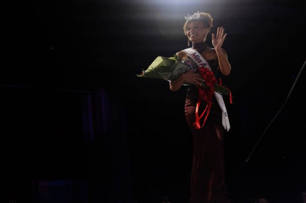 Regan Hutsell, Miss Texas is crowned Miss America 2027 at the West Palm Beach Convention Center in West Palm Beach, Florida on Sunday, September 6, 2026.  MIA20260906138 GaryxIxRothstein