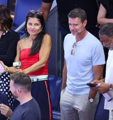US Open - Scott Foley And Marika Dominczyk In The Stands Actor Scott Foley with his wife Marika Dominczyk attend round of 16 at the US Open in New York, NY on September 7, 2026. Photo by Dylan Travis ABACAPRESS.COM New York NY United States  Copyright: xDylanxTravis ABACAx