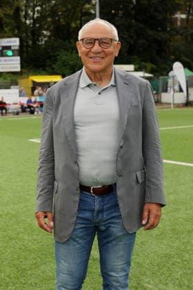 KICKEN MIT HERZ 2026 Felix Magath, Kicken mit Herz —the charity soccer match to benefit the pediatric ward at the UKE—at Hoheluft Stadium, Hamburg, September 6, 2026 Copyright: xEventpressxMPx