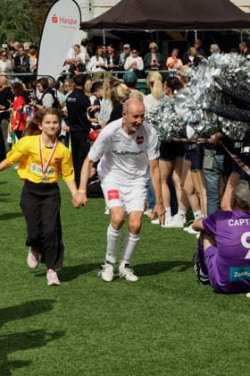 KICKEN MIT HERZ 2026 Peter Lohmeyer, Kicken mit Herz —the charity soccer match to benefit the pediatric ward at the UKE—at Hoheluft Stadium, Hamburg, September 6, 2026 Copyright: xEventpressxMPx