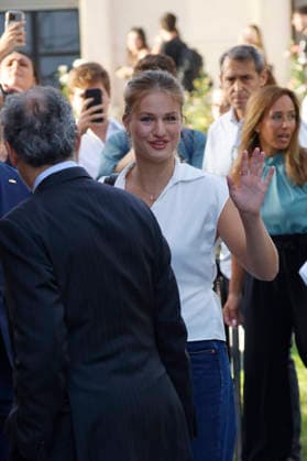 Princess Leonor Begins Her Studies at Carlos III University in Madrid Princess Leonor begins her studies at Carlos III University in Madrid on September 7, 2026, in Getafe, Madrid, Spain. Princess Leonor begins her studies in Political Science this Monday as a regular student at the Getafe campus of Carlos III University of Madrid (UC3M), thus continuing her education in preparation for her role as future queen and after having completed her military training over the past three years PRINCESS LEONOR CARLOS III UNIVERSITY POLITICAL SCIENCE SEPTEMBER 7, 2026 José Madrid Madrid Spain  Copyright: xJosÃ xRuizx 7755141
