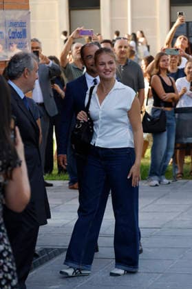 Princess Leonor Begins Her Studies at Carlos III University of Madrid Princess Leonor begins her studies at Carlos III University of Madrid on September 7, 2026, in Getafe, Madrid, Spain. Princess Leonor begins her studies in Political Science this Monday as a regular student at the Getafe campus of Carlos III University of Madrid (UC3M), thus continuing her education in preparation for her role as future queen and after having completed her military training over the past three years PRINCESS LEONOR CARLOS III UNIVERSITY POLITICAL SCIENCE SEPTEMBER 7, 2026 José Madrid Madrid Spain  Copyright: xJosÃ xRuizx 7755154