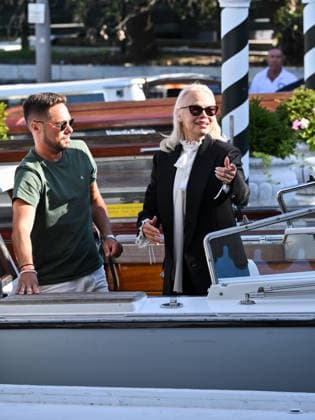 IPA88228222 - Venice, 83rd Venice International Film Festival 2026 - Day 6 - Arrivals at the Hotel Excelsior s pier. Pictured: Pamela Anderson  Copyright: xSIMONExCOMIx xx 88228222