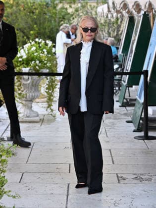 IPA88228322 - Venice, 83rd Venice International Film Festival 2026 - Day 6 - Arrivals at the Hotel Excelsior s pier. Pictured: Pamela Anderson  Copyright: xSIMONExCOMIx xx 88228322