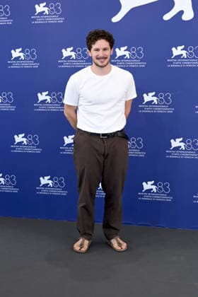 IPA88229872 - Venice, 83rd Venice International Film Festival 2026, Day 6 Film photocall: I figli della scimmia Pictured: Tommaso Landucci  Copyright: xAlbertoxTerenghi PoolxPhotoxEventsx08x xPoolxPhotoxEventsx08x 88229872