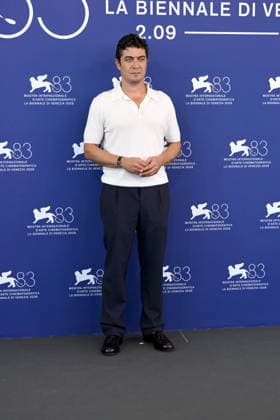 IPA88229948 - Venice, 83rd Venice International Film Festival 2026, Day 6 Film photocall: I figli della scimmia Pictured: Riccardo Scamarcio  Copyright: xAlbertoxTerenghi PoolxPhotoxEventsx08x xPoolxPhotoxEventsx08x 88229948
