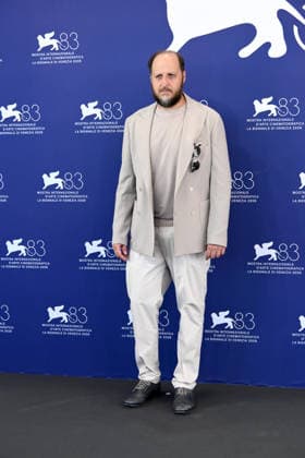 IPA88229973 - Venice, 83rd Venice International Film Festival 2026, Day 6 Film photocall: I figli della scimmia Pictured: Fausto Russo Alesi  Copyright: xAlbertoxTerenghi PoolxPhotoxEventsx08x xPoolxPhotoxEventsx08x 88229973