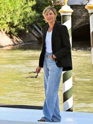 IPA88232643 - Venice, 83rd Venice International Film Festival 2026 - Day 6 - Arrivals at the Excelsior Hotel™s pier - Pictured: Anna Foglietta  Copyright: xManuelexMangiarottix xPoolxPhotoxEventsx08x 88232643