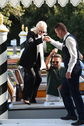 IPA88233734 - Venice: Pamela Anderson arrives at the Hotel Excelsior; pictured: Pamela Anderson  Copyright: xFRANCESCAxVIECELIx xFrancescaxViecelix 88233734
