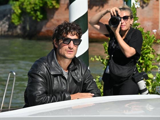 IPA88233517 - Venice, 83rd Venice International Film Festival 2026 - Day 6 - Arrivals at the Excelsior Hotel™s pier. Pictured: Louis Garrel  Copyright: xManuelexMangiarottix xPoolxPhotoxEventsx08x 88233517