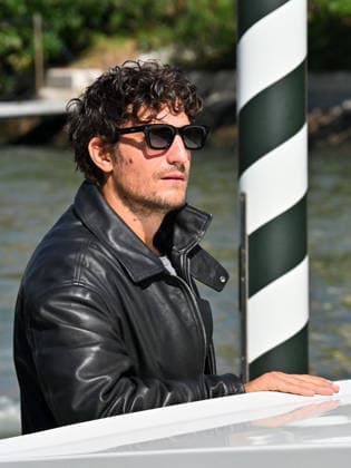 IPA88233530 - Venice, 83rd Venice International Film Festival 2026 Day 6 Arrivals at the Excelsior Hotel™s pier. Pictured: Louis Garrel  Copyright: xManuelexMangiarottix xPoolxPhotoxEventsx08x 88233530