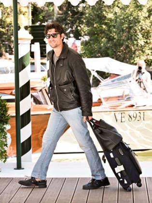 IPA88236111 - Venice, 83rd Venice International Film Festival 2026 - Day 6 - Arrivals at the Excelsior Hotel pier - Pictured: Louis Garrel  Copyright: xSimonexComix xPoolxPhotoxEventsx08x 88236111