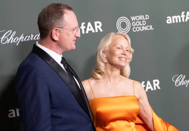 amfAR Gala Venezia 2026 VENICE, ITALY - SEPTEMBER 06: Kyle Clifford and Pamela Anderson attend the amfAR Gala Venezia 2026 presented by World Gold Council at Hilton Molino Stucky on September 06, 2026 in Venice, Italy. CAP KA Kristina Afanasyeva Venice ITALY Copyright: xKristinaxAfanasyeva CapitalxPicturesx