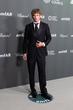 amfAR Gala Venezia 2026 VENICE, ITALY - SEPTEMBER 06: Jordan Barrett attends the amfAR Gala Venezia 2026 presented by World Gold Council at Hilton Molino Stucky on September 06, 2026 in Venice, Italy. CAP KA Kristina Afanasyeva Venice ITALY Copyright: xKristinaxAfanasyeva CapitalxPicturesx