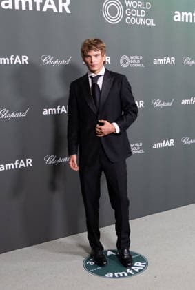 amfAR Gala Venezia 2026 VENICE, ITALY - SEPTEMBER 06: Jordan Barrett attends the amfAR Gala Venezia 2026 presented by World Gold Council at Hilton Molino Stucky on September 06, 2026 in Venice, Italy. CAP KA Kristina Afanasyeva Venice ITALY Copyright: xKristinaxAfanasyeva CapitalxPicturesx