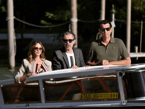 IPA88237428 - Venice, 83rd Venice International Film Festival 2026 - Day 6 - Arrivals at the Excelsior Hotel™s pier - Pictured: Elda Alvigini, Corrado Fortuna, Adelmo Togliani  Copyright: xManuelexMangiarottix xPoolxPhotoxEventsx08x 88237428