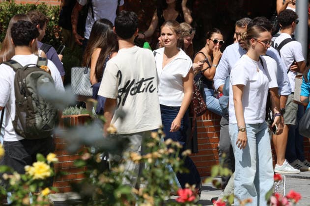 Princess Leonor finishes her first day of classes at Carlos III University in Madrid. Princess Leonor leaves Carlos III University in Madrid after finishing her first day of classes on September 7, 2026, in Getafe, Madrid, Spain PRINCESS LEONOR PRINCESS OF ASTURIAS CARLOS III UNIVERSITY OF MADRID STUDIES SEPTEMBER 7, 2026 Madrid Madrid Spain  Copyright: xJosexVelascox 7756122
